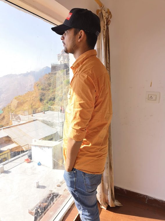 Know About StayMeOnline & Our Team Ravi Dixit